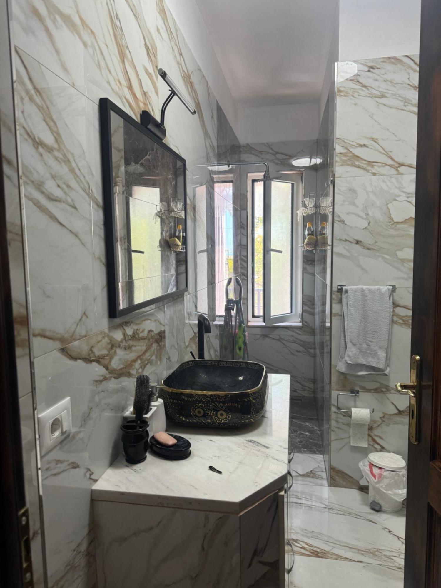Nostalgic Sea View Apartments Durres Luaran gambar