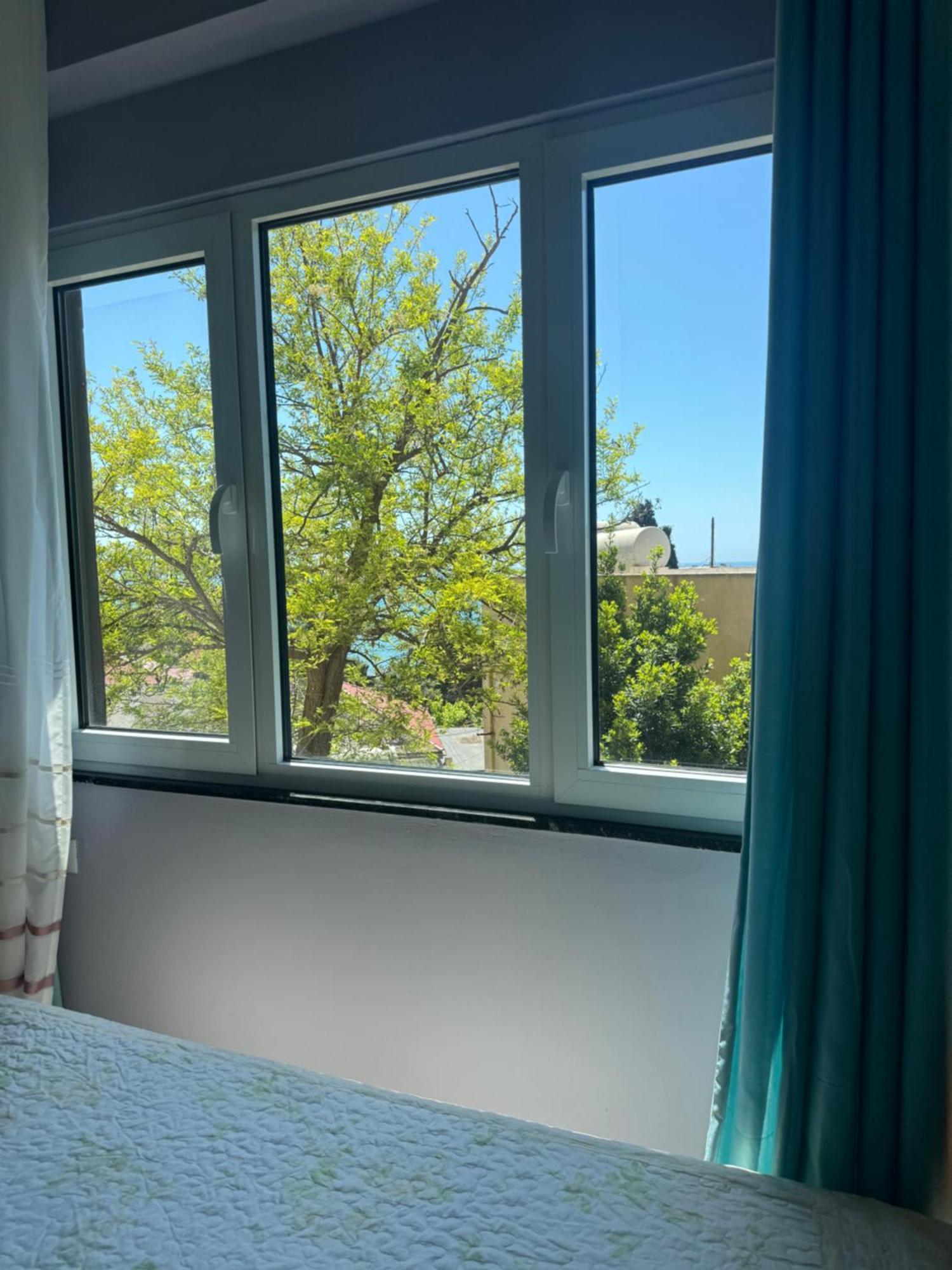 Nostalgic Sea View Apartments Durres Luaran gambar